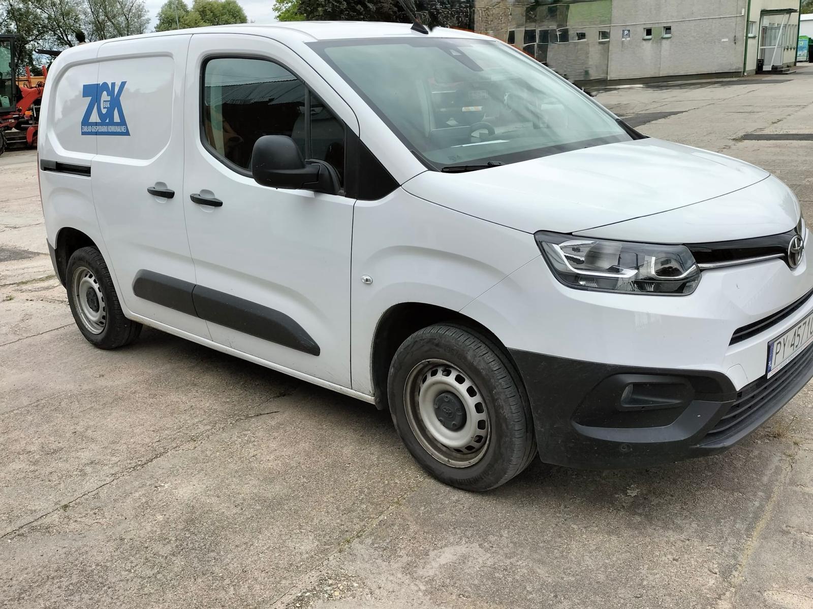 toyota-proace-city-02